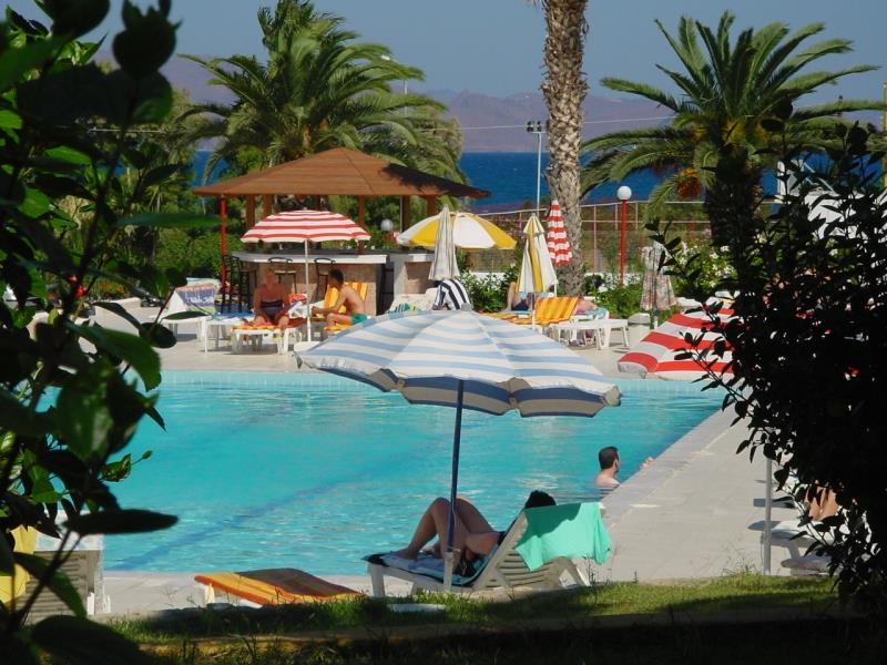Niriides Beach Hotel Psalidi  Dış mekan fotoğraf