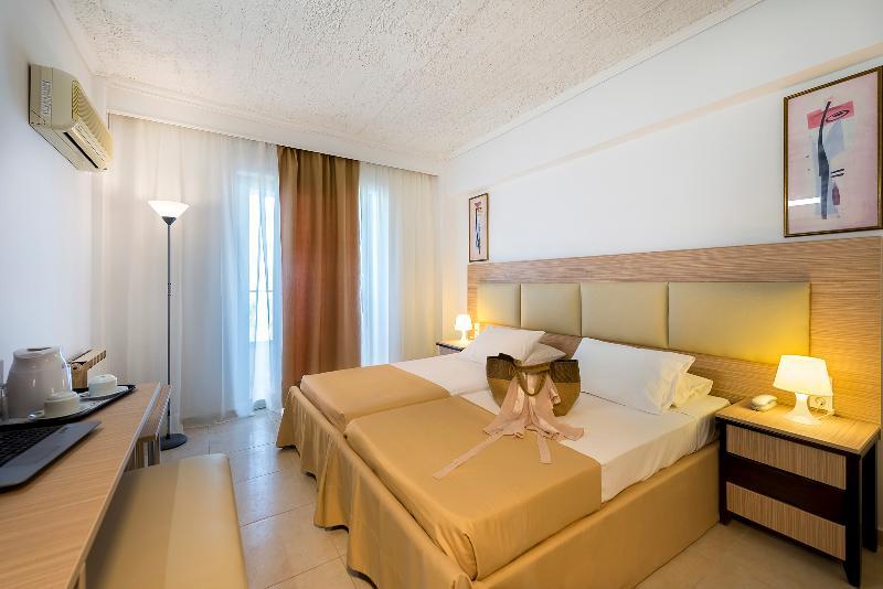 Niriides Beach Hotel Psalidi  Dış mekan fotoğraf
